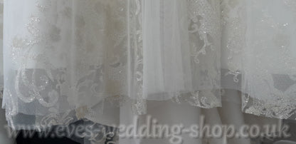 White Rose off shoulder glitter tulle wedding dress UK 20