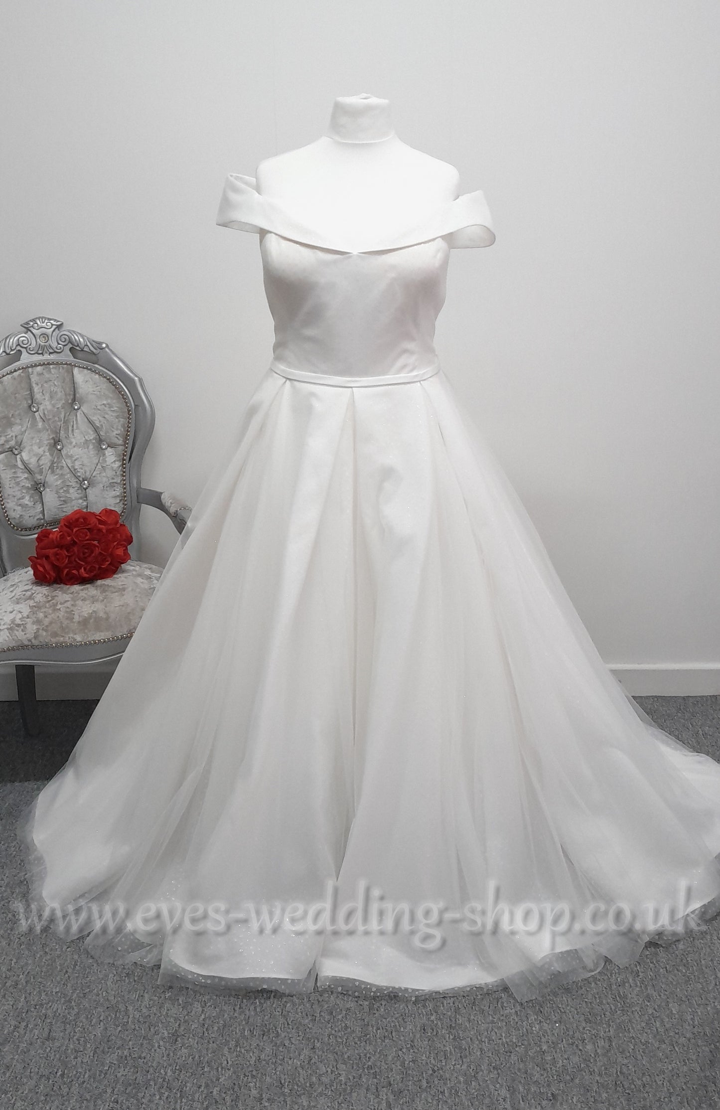 White Rose ivory off shoulder glitter tulle wedding dress UK 30