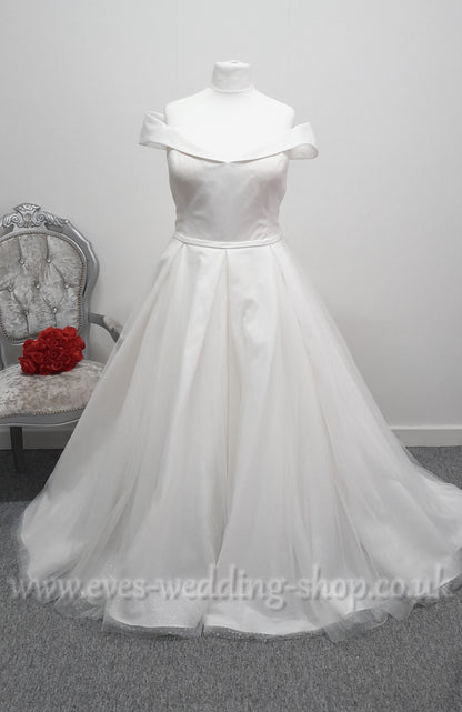 White Rose ivory off shoulder glitter tulle wedding dress UK 30