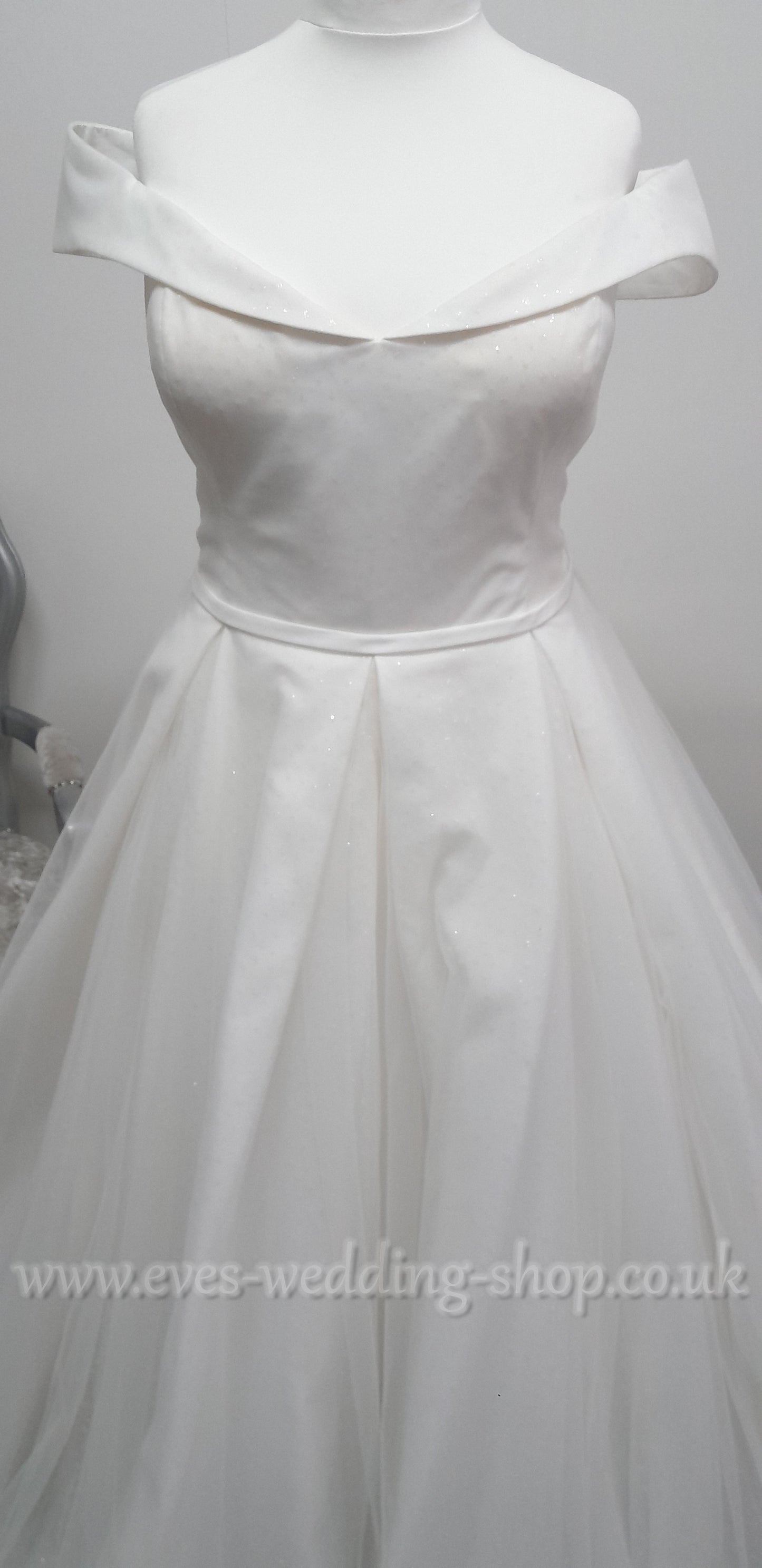 White Rose ivory off shoulder glitter tulle wedding dress UK 30