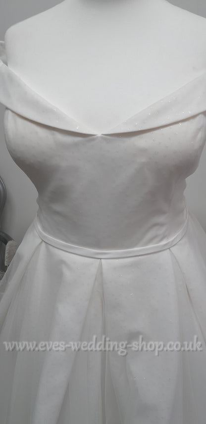 White Rose ivory off shoulder glitter tulle wedding dress UK 30