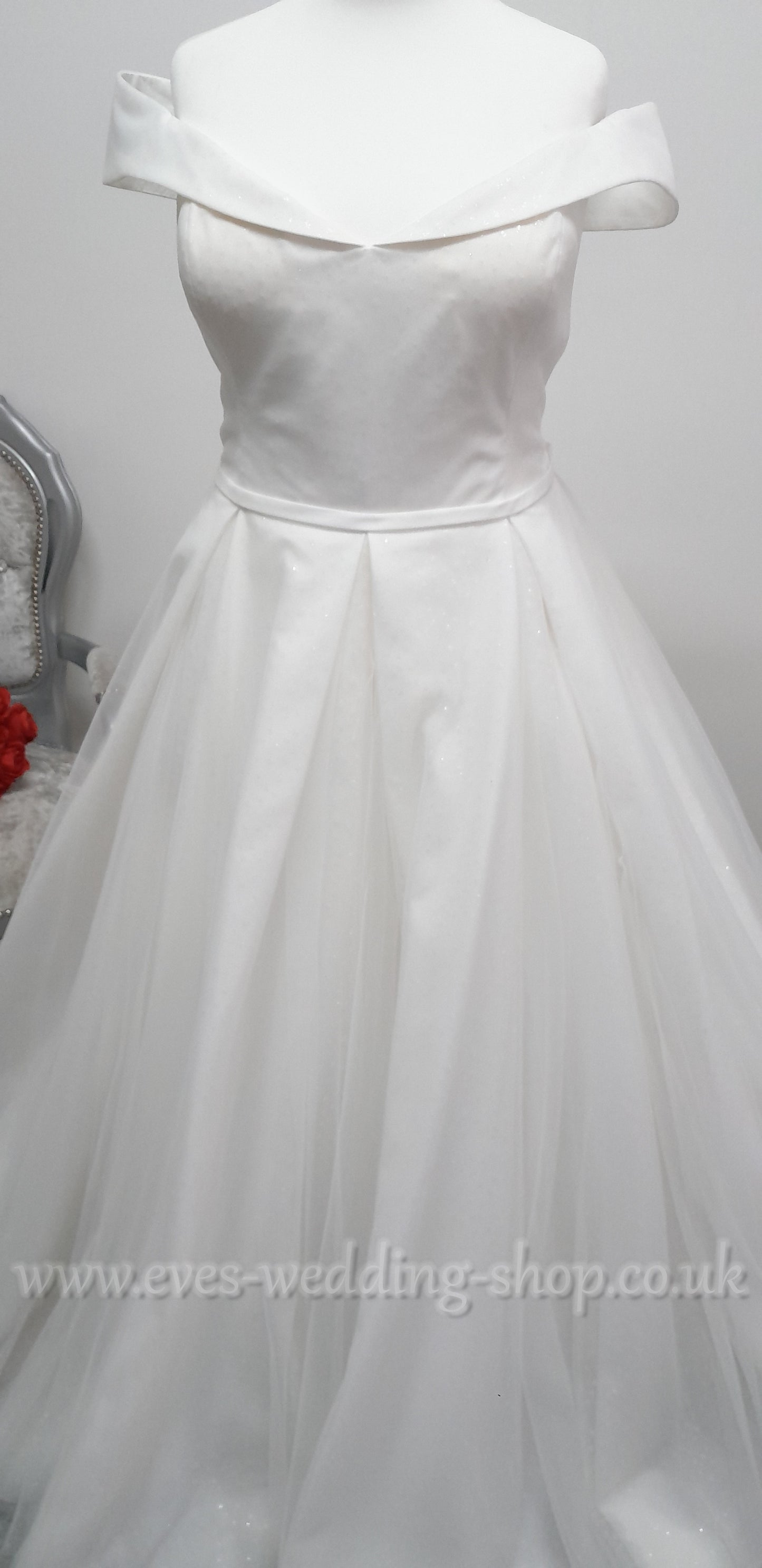 White Rose ivory off shoulder glitter tulle wedding dress UK 30