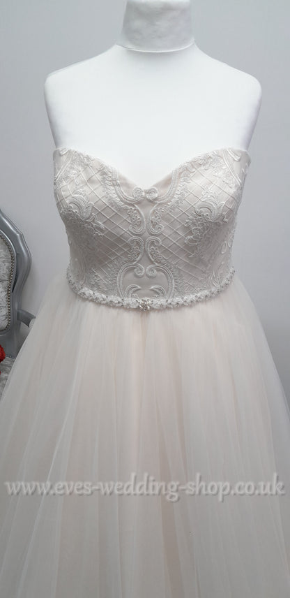 White Rose ivory rum pink tulle wedding dress UK 24