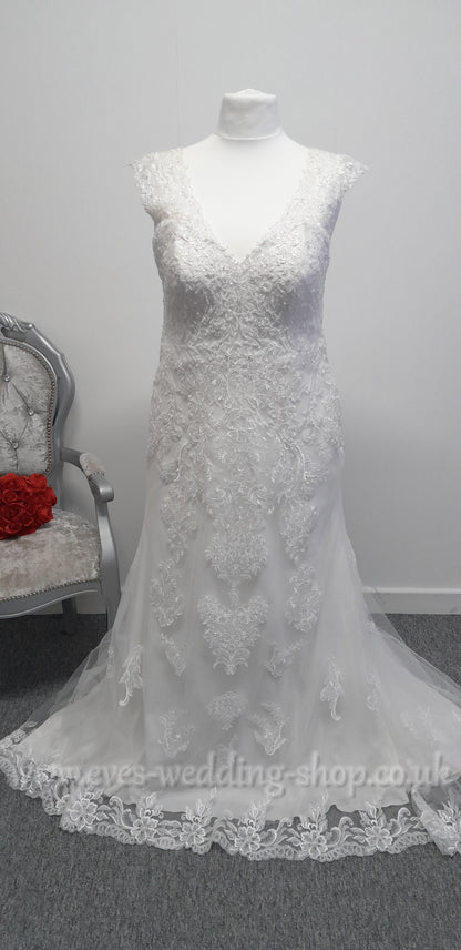 Romantica ivory wedding dress UK 20
