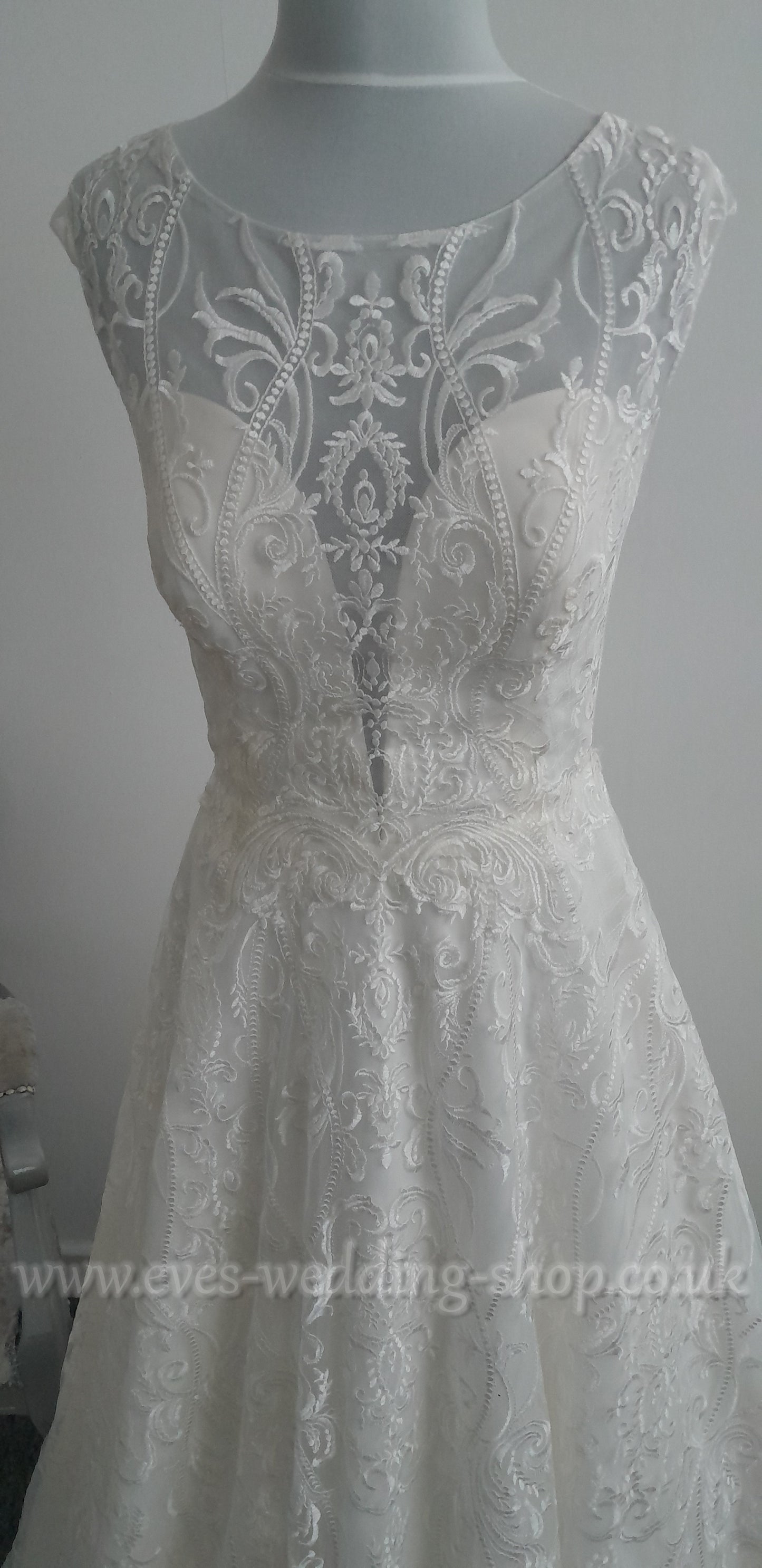 White Rose Ivory A line wedding dress UK 14