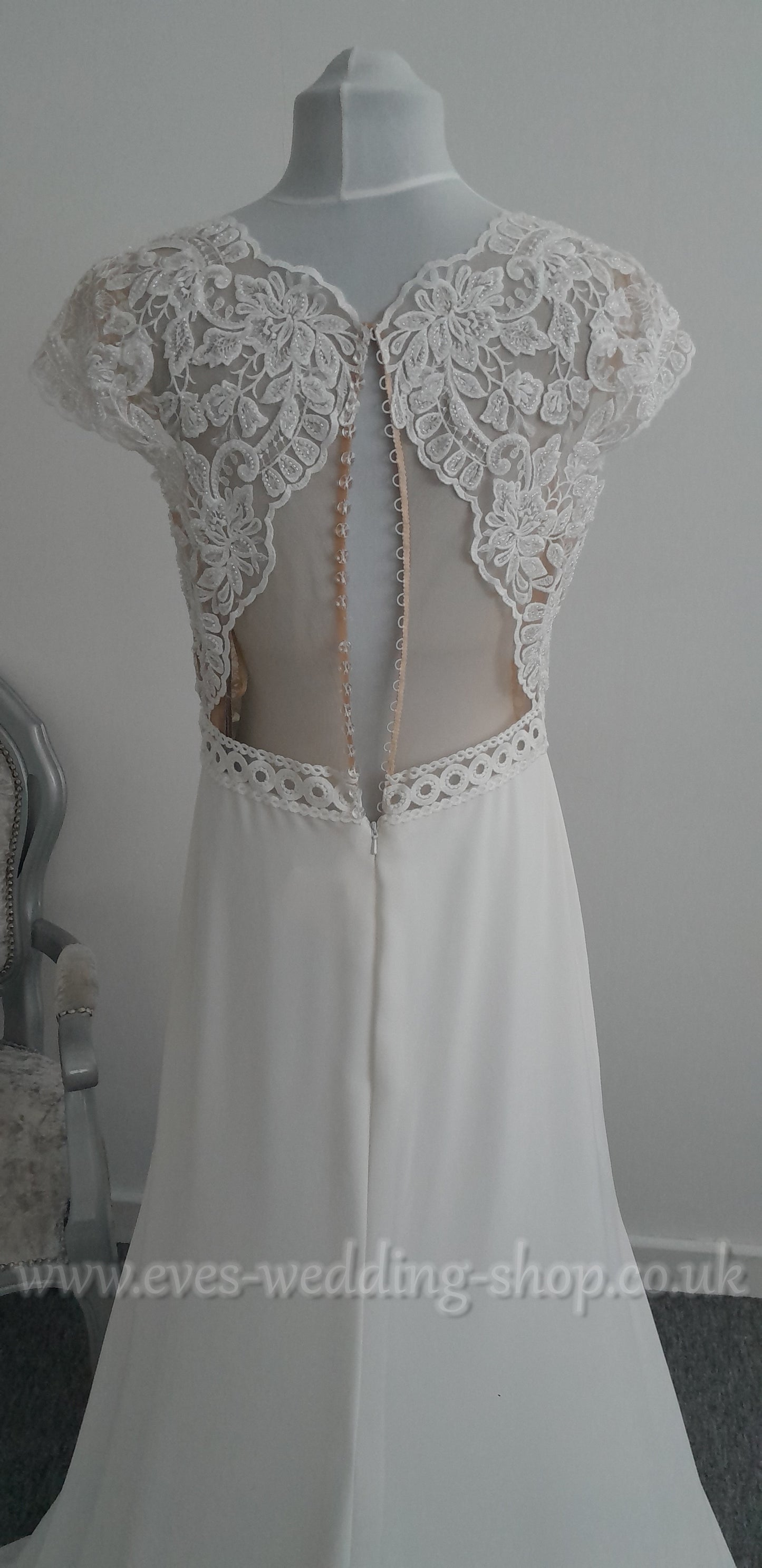 Tres Chic ivory nude crepe wedding dress UK 14