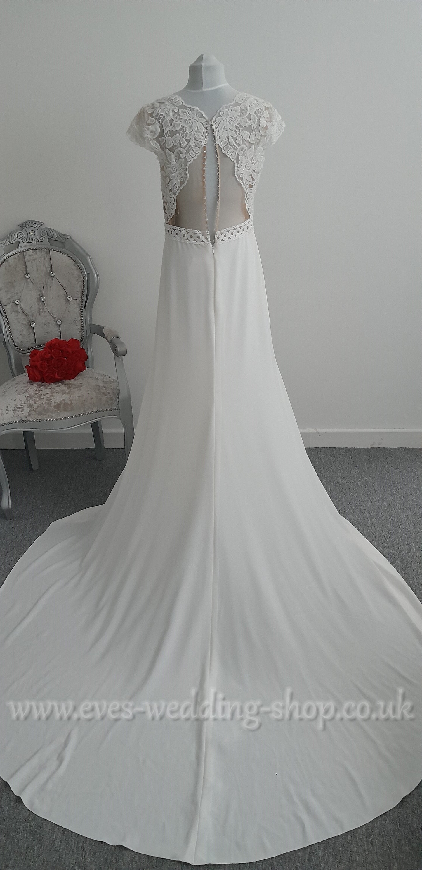 Tres Chic ivory nude crepe wedding dress UK 14
