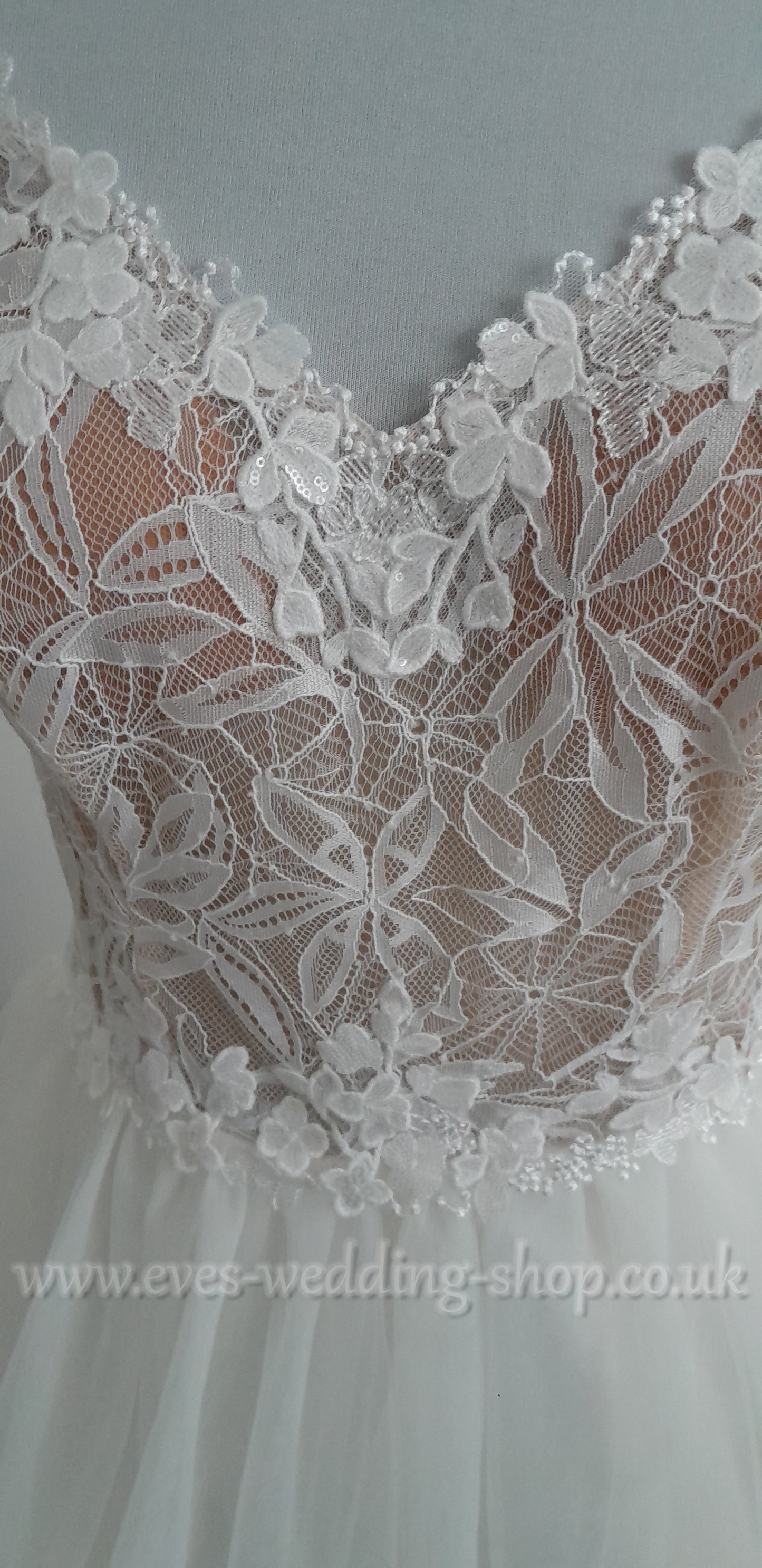 Tres Chic ivory nude tulle wedding dress UK 14