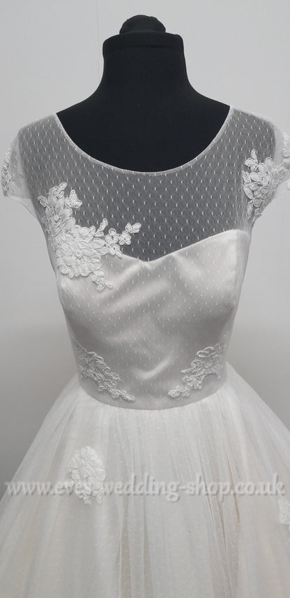 Lou Lou ivory/oyster tea length wedding dress UK 14