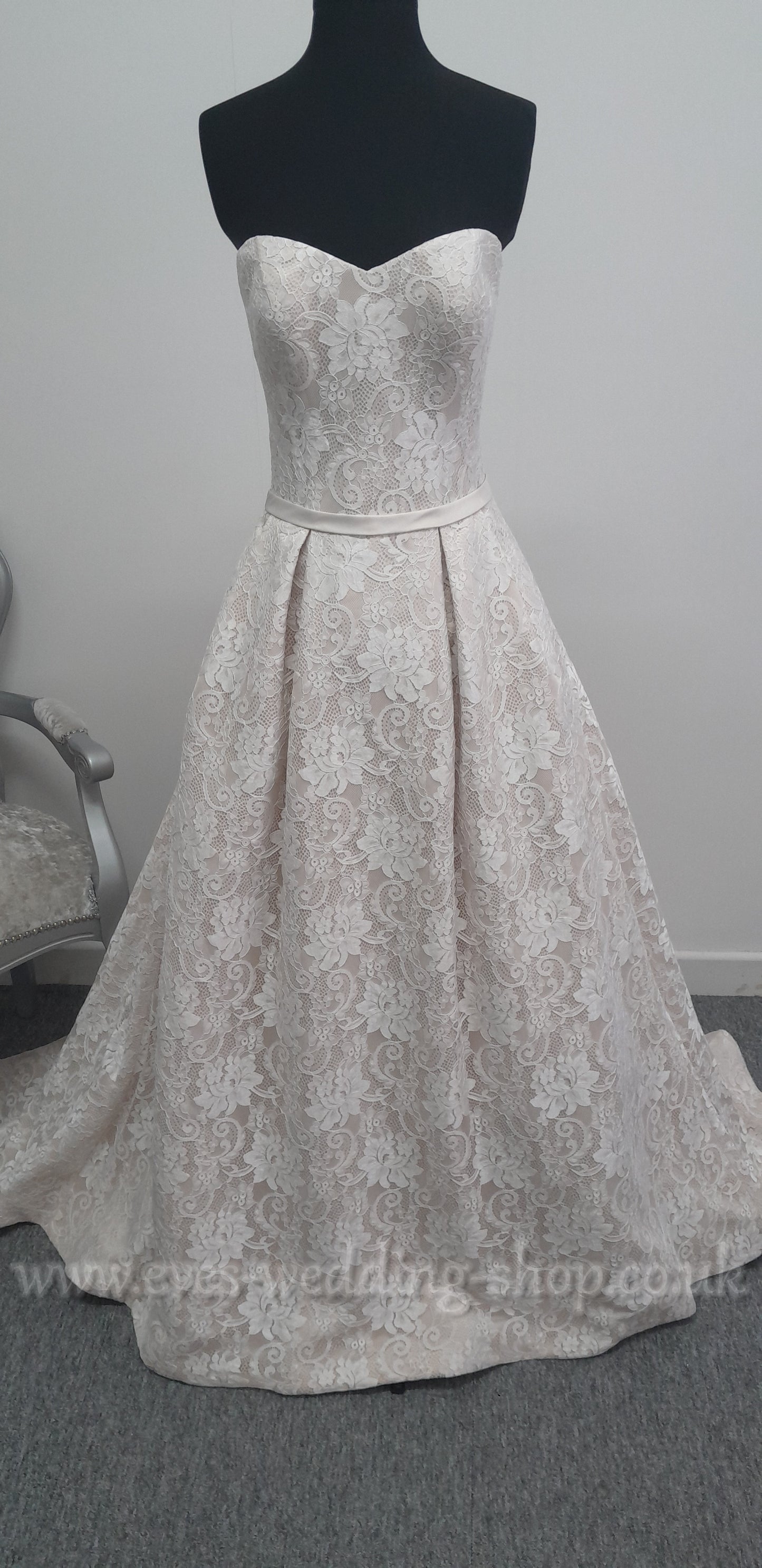 Kenneth Winston champagne ivory lace wedding dress UK 10 - with pockets