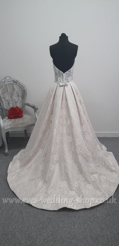 Kenneth Winston champagne ivory lace wedding dress UK 10 - with pockets
