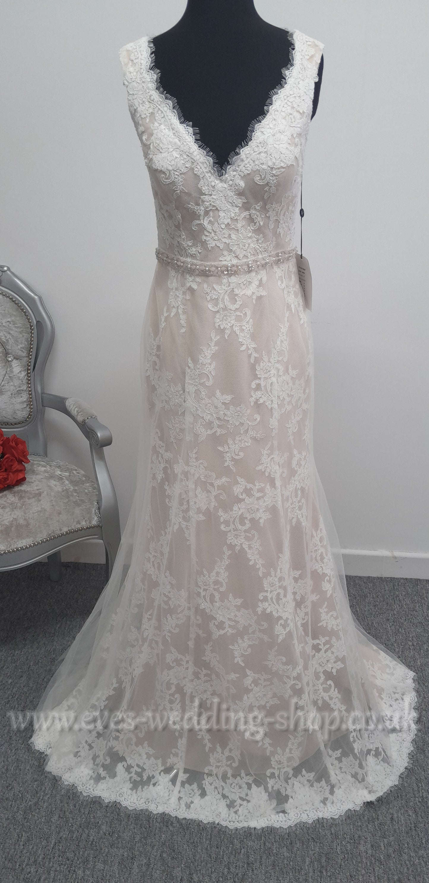 Destination Romance DR247 wedding dress UK 10