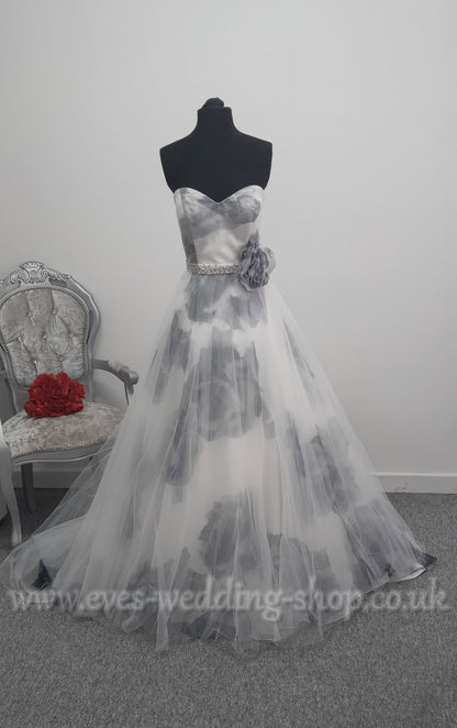 Veromia ivory / grey floral wedding dress UK 12