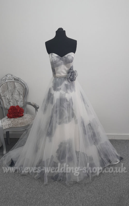 Veromia ivory / grey floral wedding dress UK 12