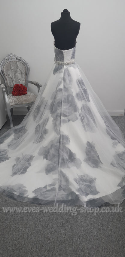 Veromia ivory / grey floral wedding dress UK 12