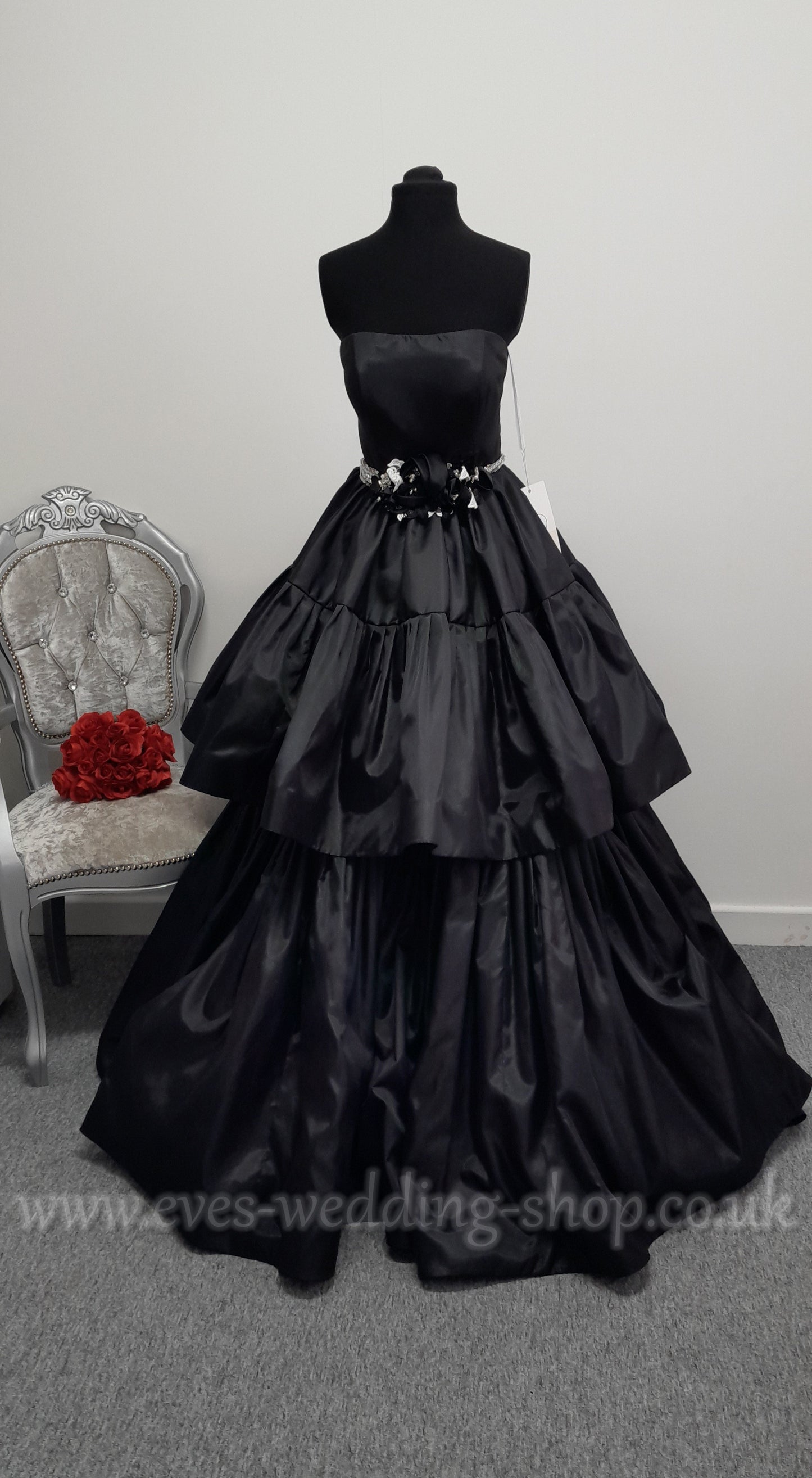 Ariamo black 2 in 1 short/long wedding dress UK 10-12 , EU 42