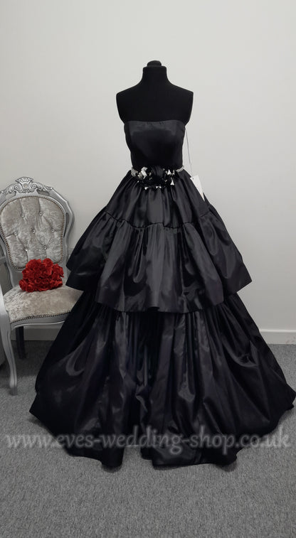 Ariamo black 2 in 1 short/long wedding dress UK 10-12 , EU 42