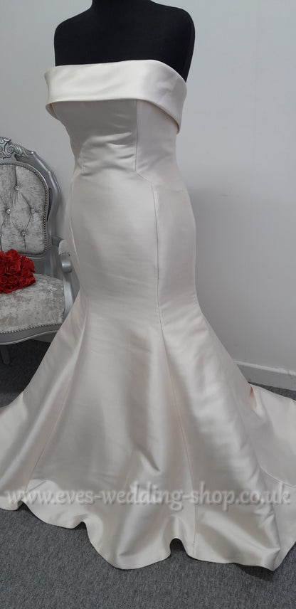 Maggie Sottero mikado satin light champagne wedding dress UK 16