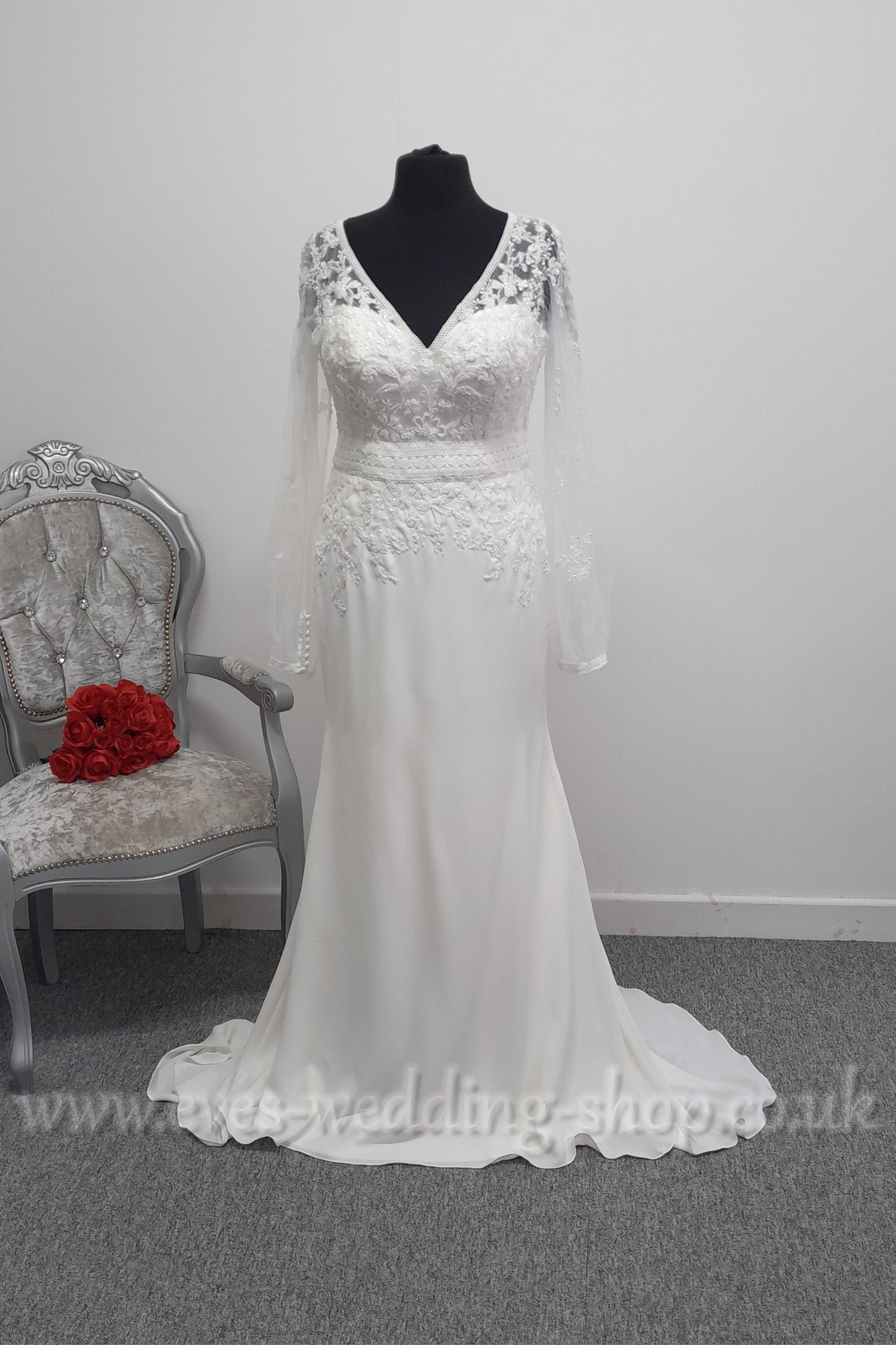 Rebecca Ingram crepe  ivory wedding dress with sleeves UK 16