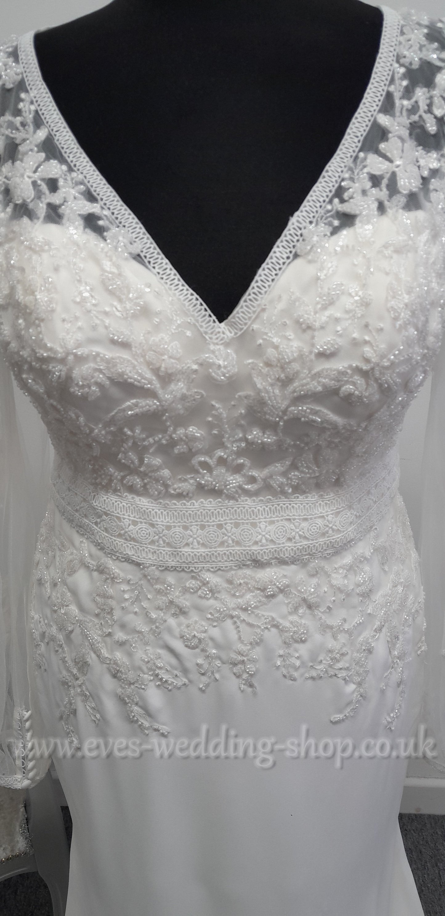 Rebecca Ingram crepe  ivory wedding dress with sleeves UK 16