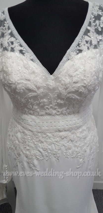 Rebecca Ingram crepe  ivory wedding dress with sleeves UK 16