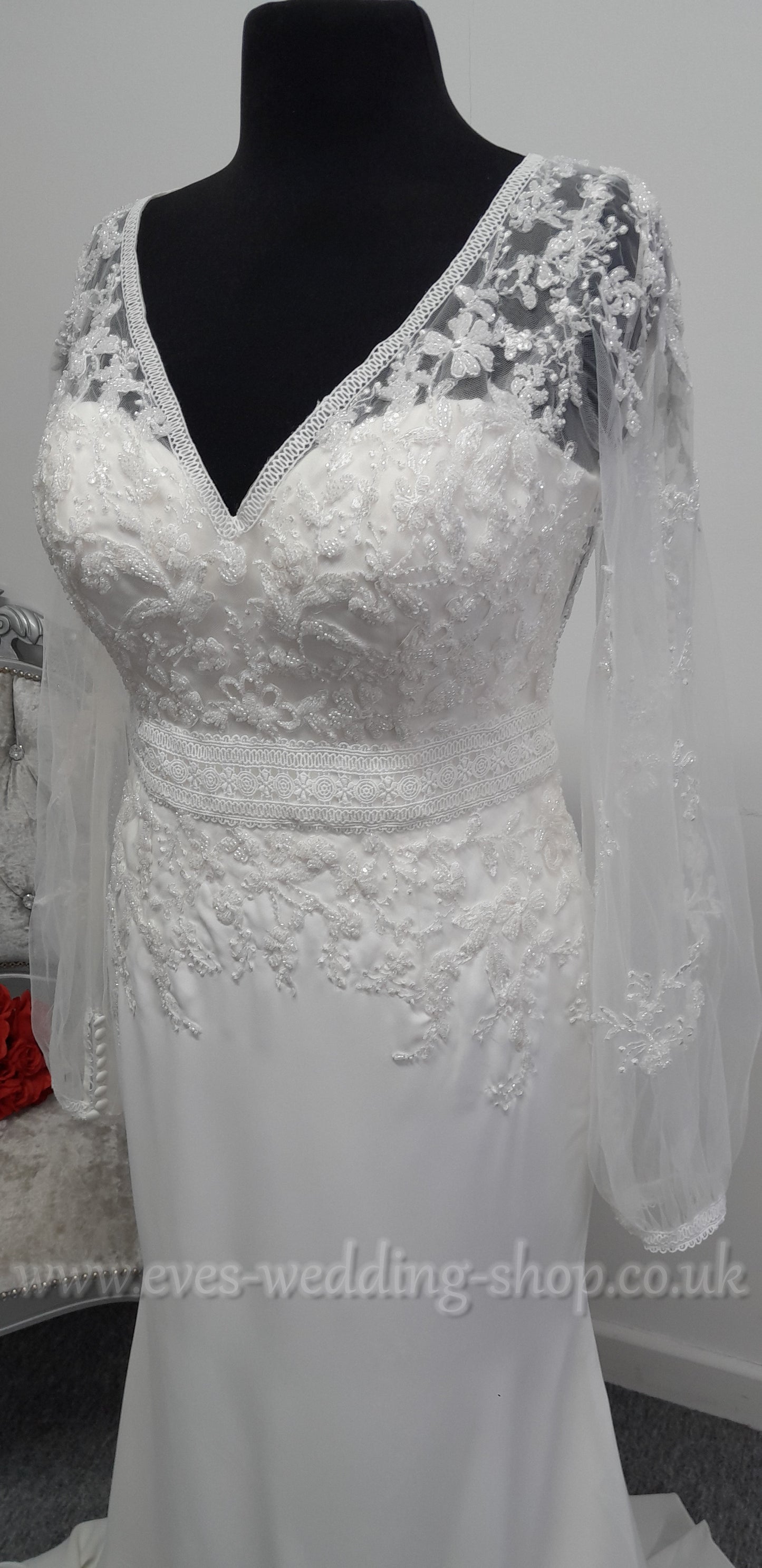 Rebecca Ingram crepe  ivory wedding dress with sleeves UK 16