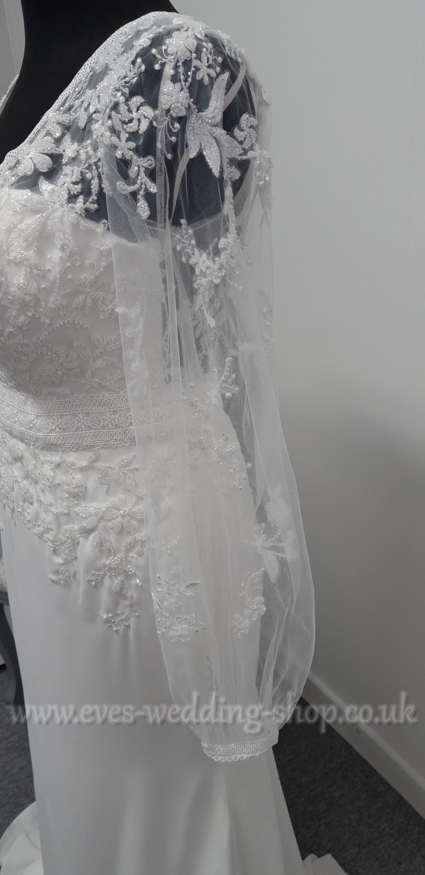 Rebecca Ingram crepe  ivory wedding dress with sleeves UK 16
