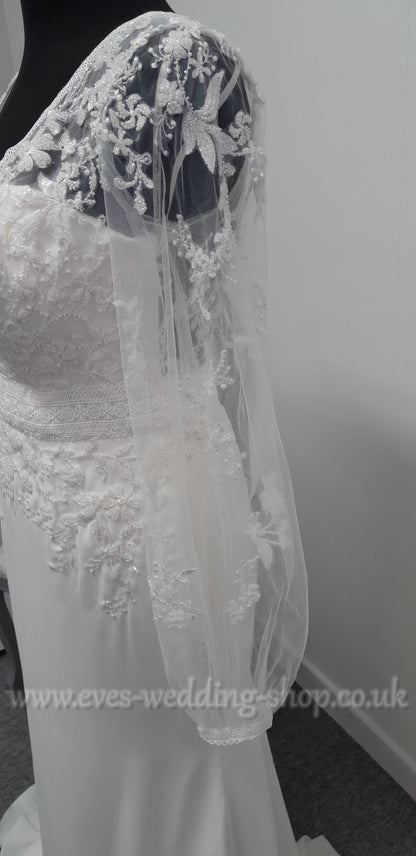 Rebecca Ingram crepe  ivory wedding dress with sleeves UK 16