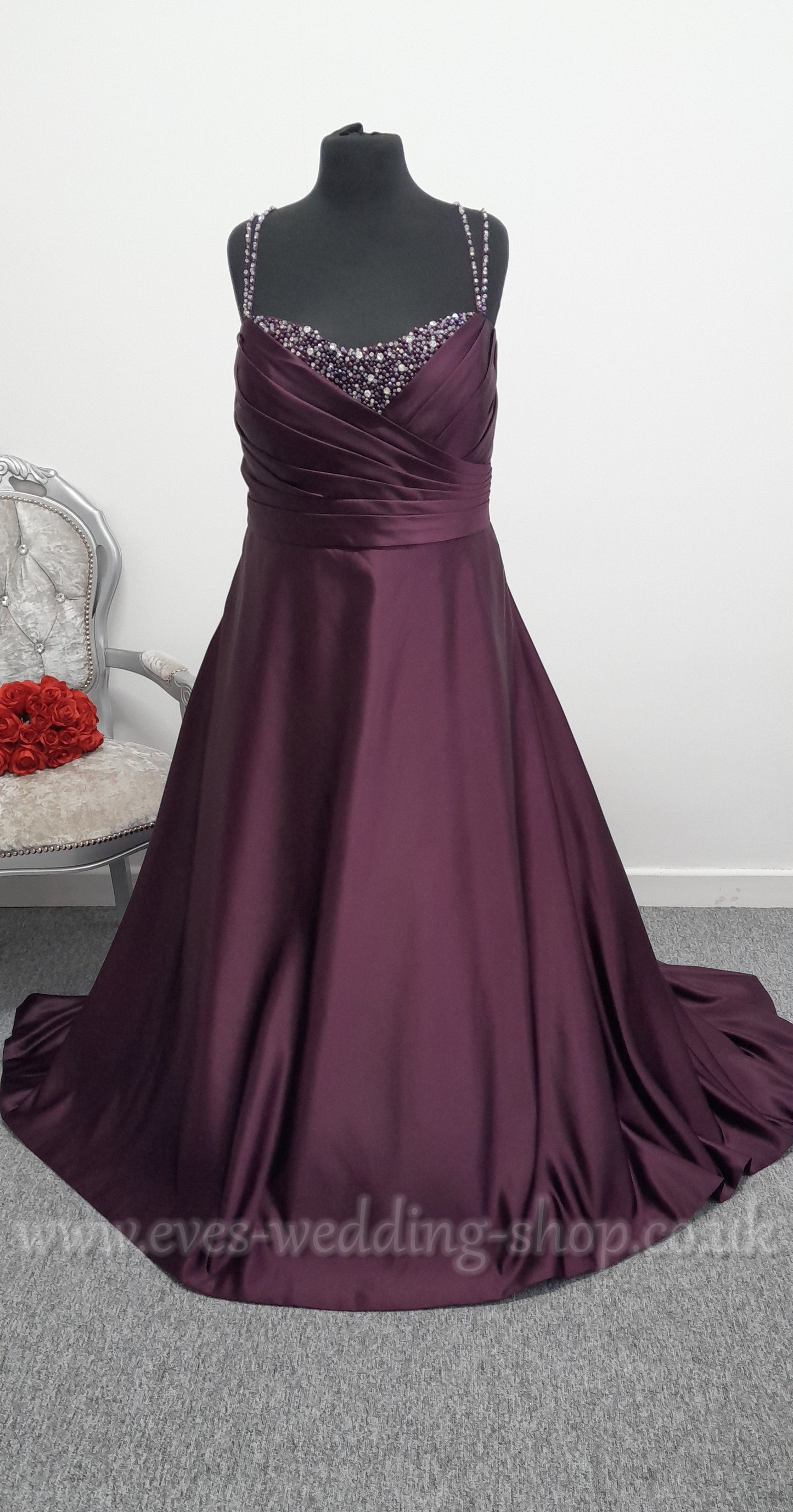 Sonsie SON92019 aubergine colour wedding dress UK30