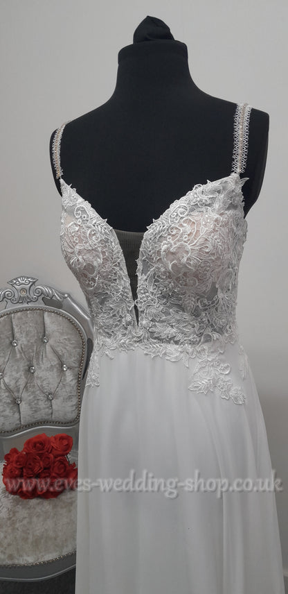 Kelsey Rose ivory wedding dress UK 12