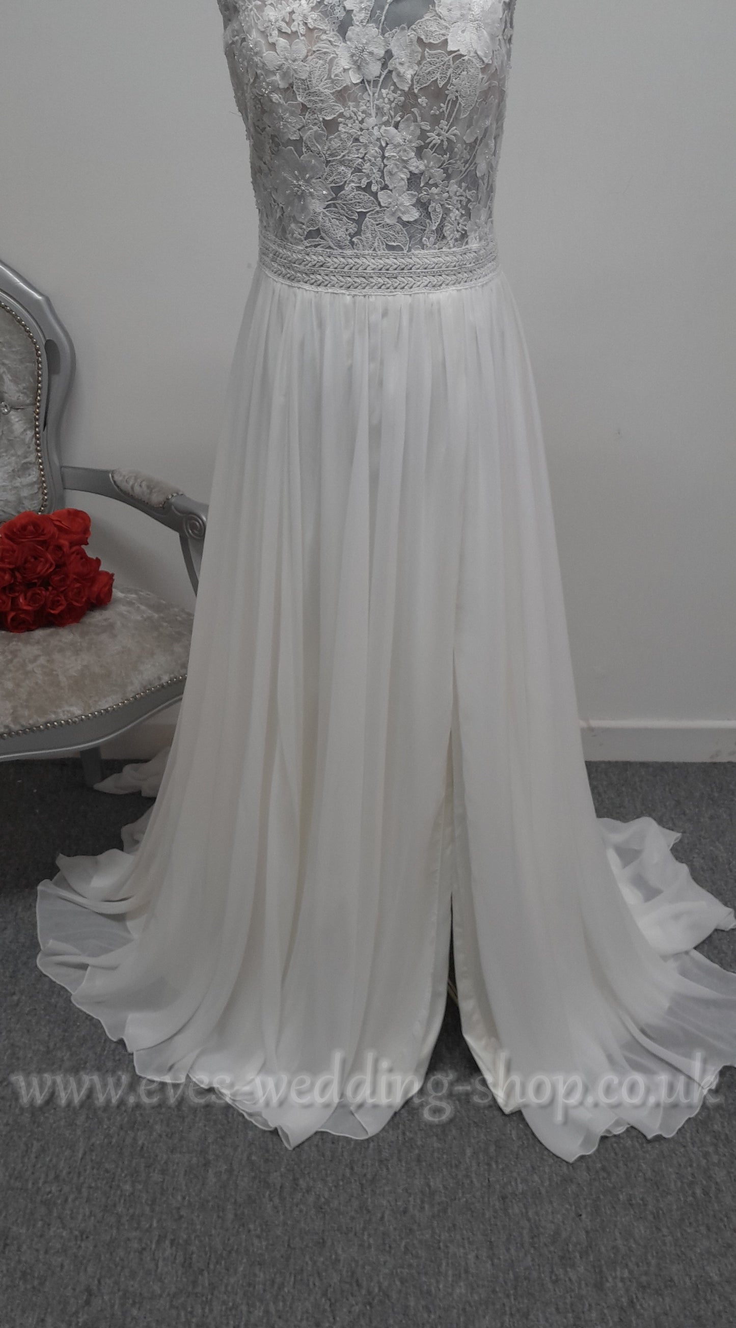 Romantica ivory chiffon wedding dress with slit UK 14