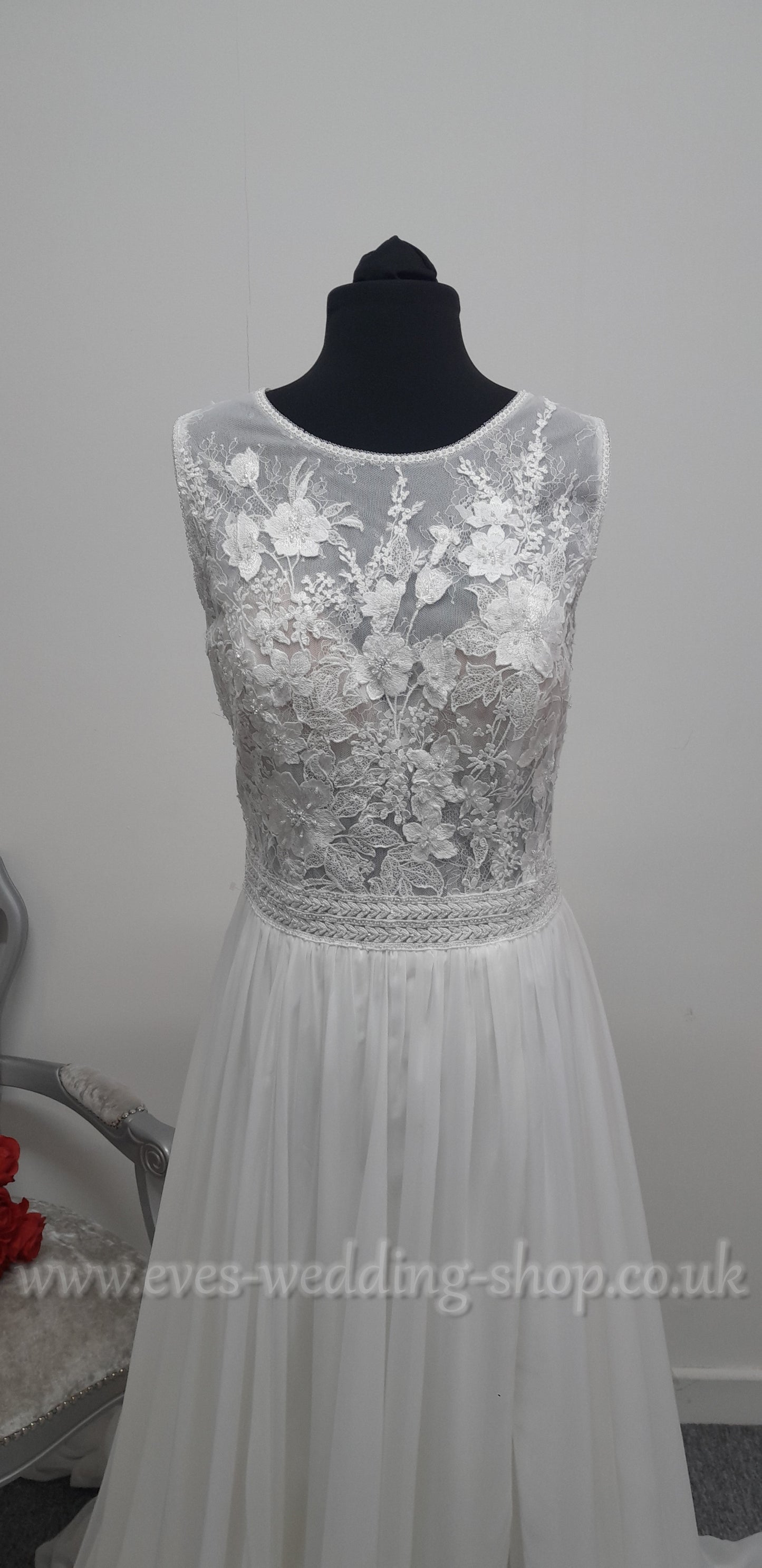 Romantica ivory chiffon wedding dress with slit UK 14