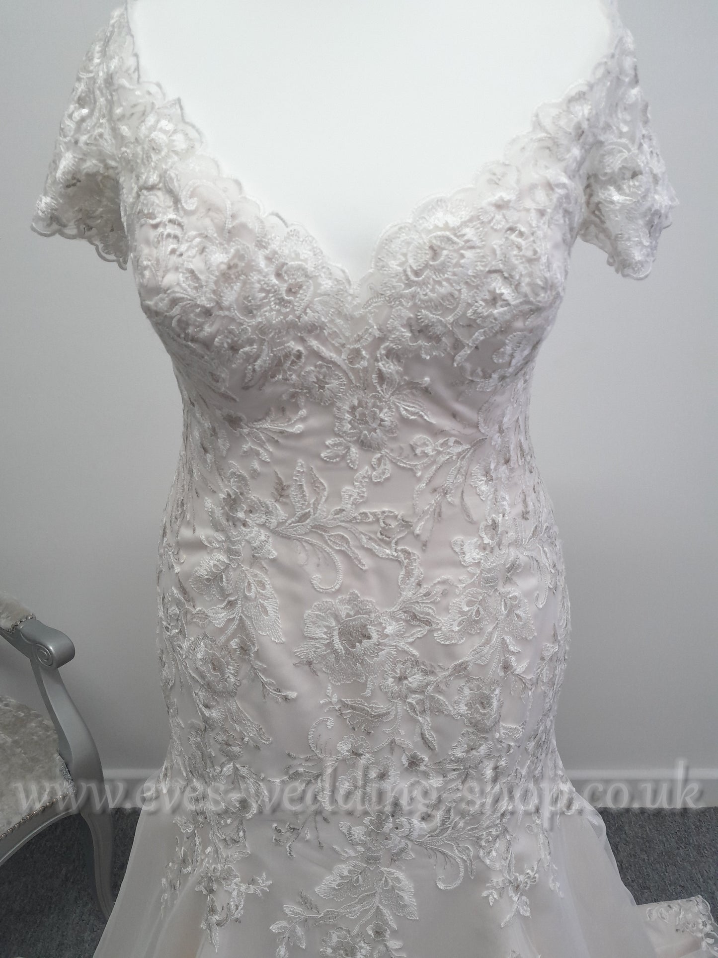 White Rose Aubrey ivory/nude wedding dress UK 20