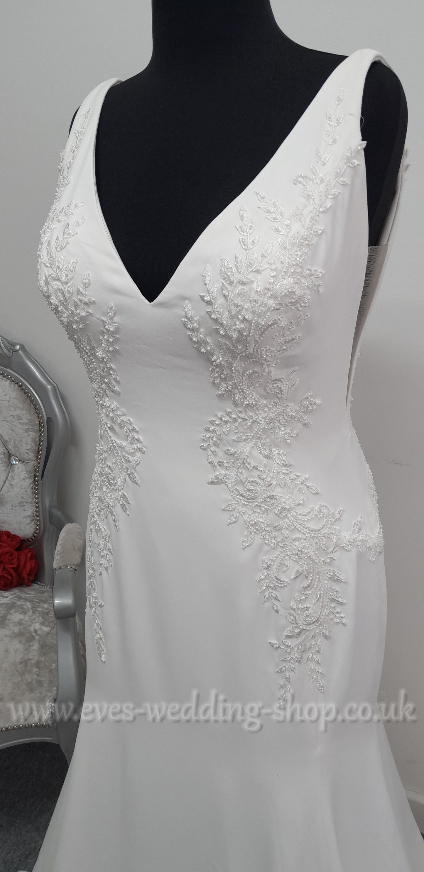 Maggie Sottero ''Adrianna'' ivory crepe wedding dress UK 18