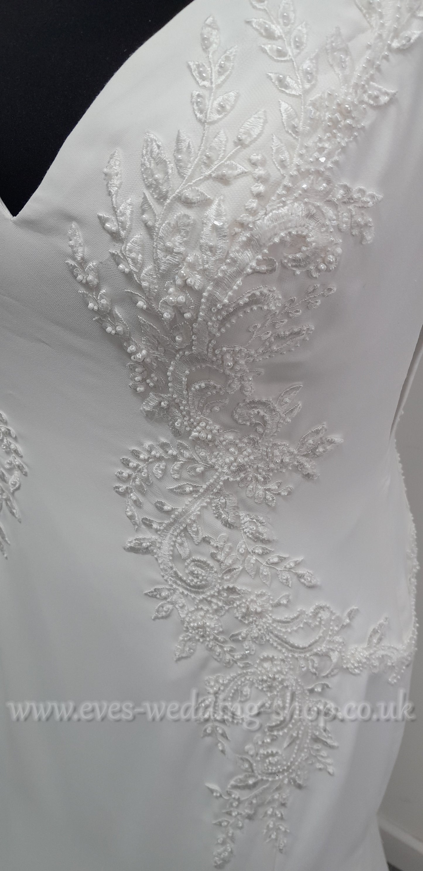 Maggie Sottero ''Adrianna'' ivory crepe wedding dress UK 18