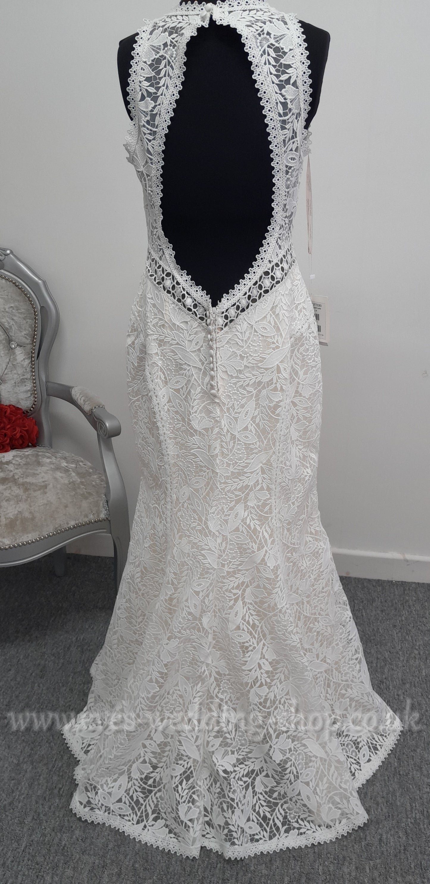 Rebecca Ingram ''Belinda'' by Maggie Sottero wedding dress UK 14