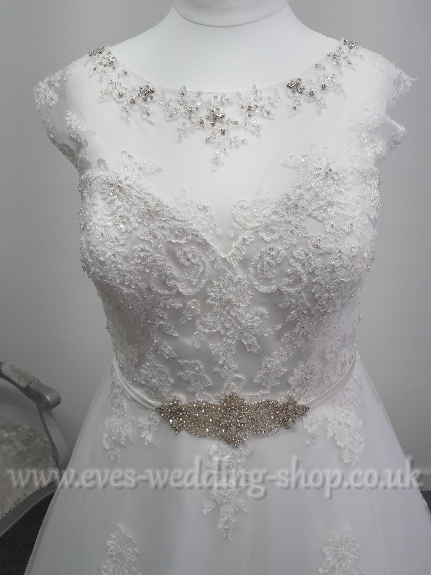 Eternity bride D5633 ivory wedding dress UK 24