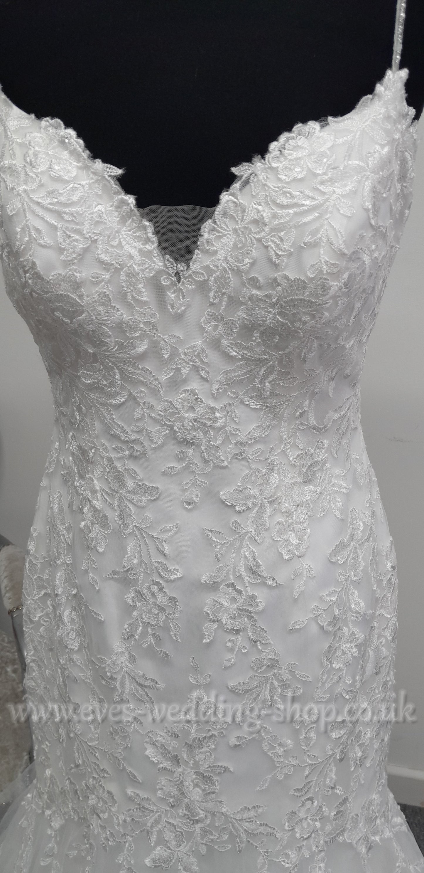 Rebecca Ingram ivory wedding dress UK 12