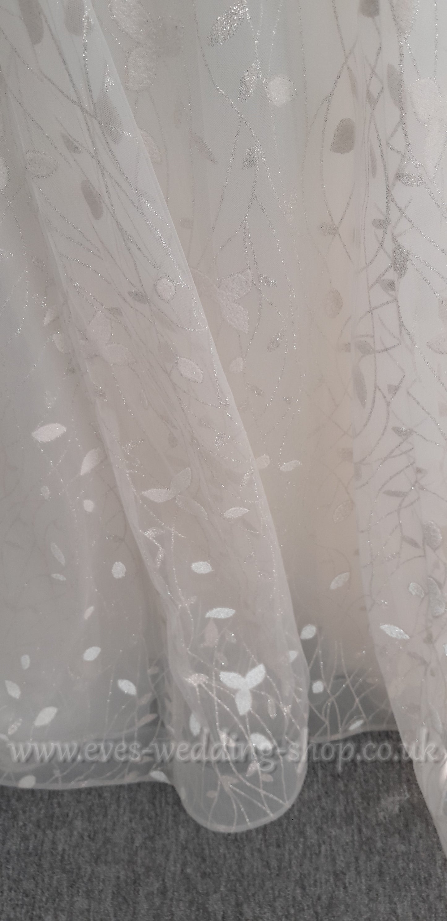 Rebecca Ingram '' Sigrid ''ivory glitter wedding dress UK 10