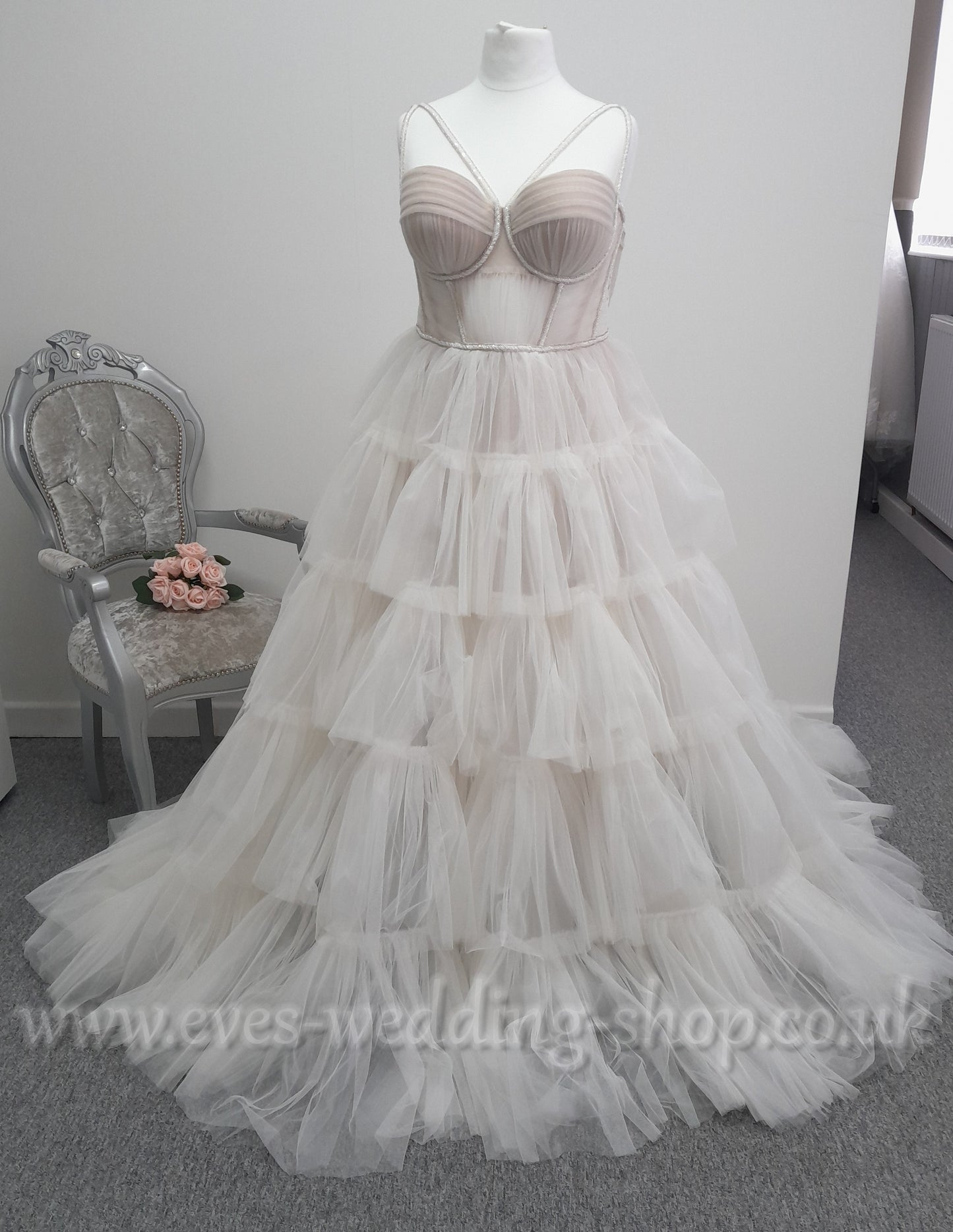 Blamo Biamo ''Liam''  ivory /almond wedding dress UK 20
