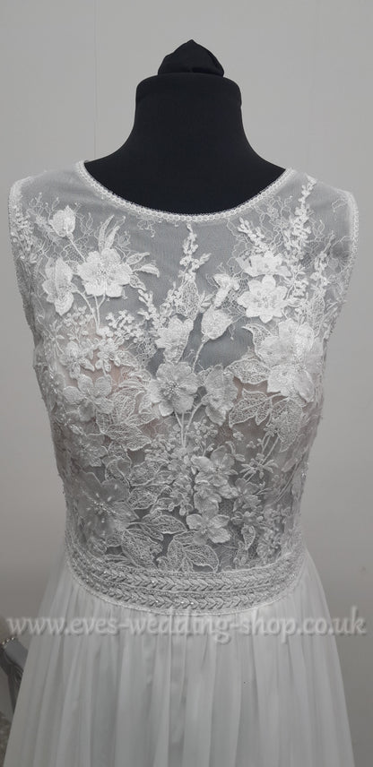 Romantica ivory chiffon wedding dress with slit UK 14
