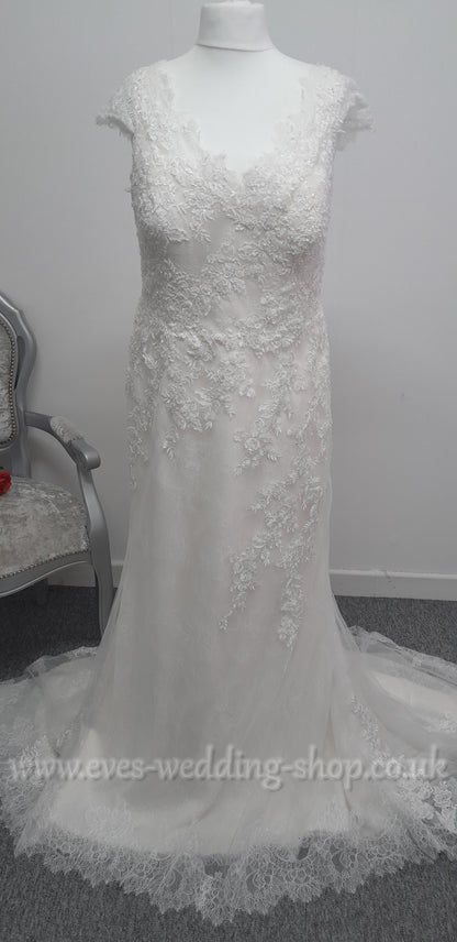 Nicole Spose ivory wedding dress approx. UK 22-24