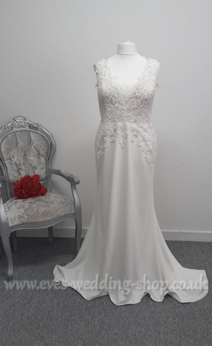 Nicole Spose ivory wedding dress IT 52 / UK 20-22