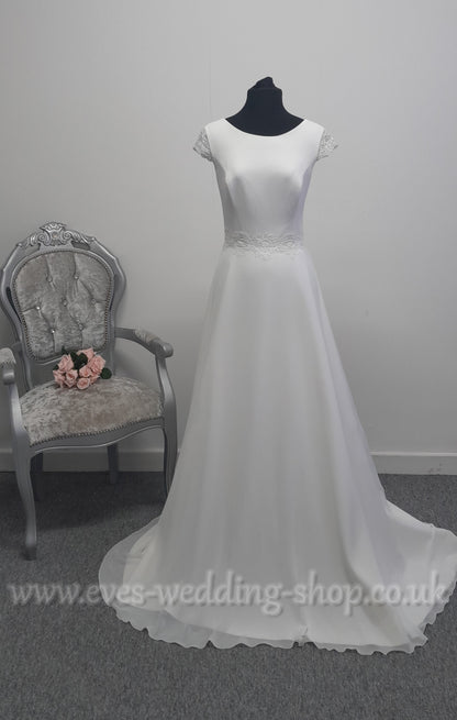 Bianco Evento ''Letizia'' wedding dress EU 42 - UK 14
