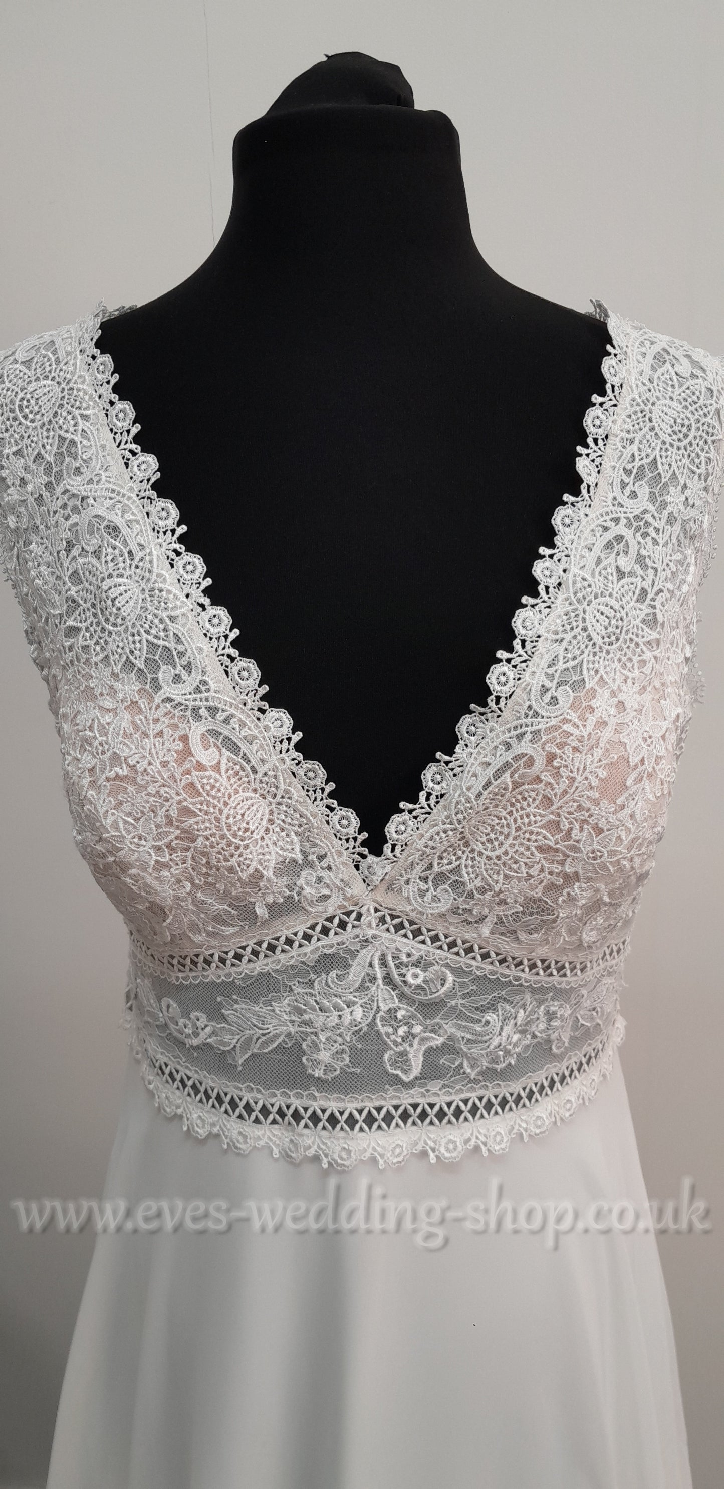 Kelsey Rose ivory wedding dress UK 12
