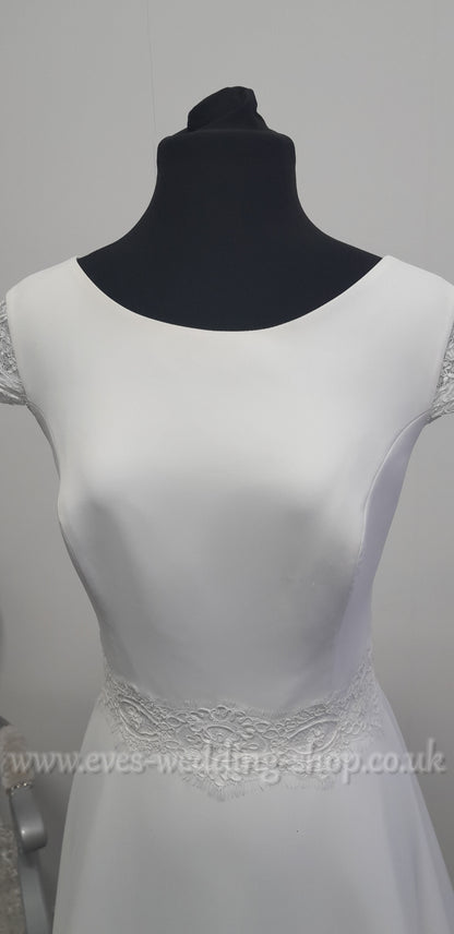Bianco Evento ''Letizia'' wedding dress EU 42 - UK 14