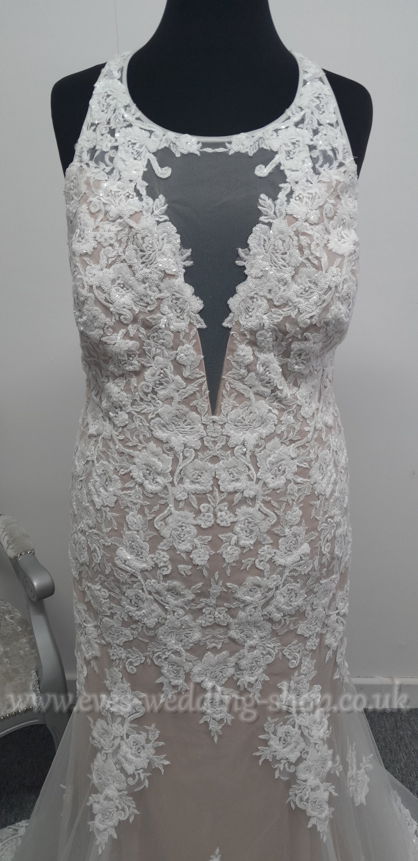 David's Bridal ivory bisque wedding dress US 24/ UK 26