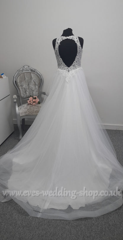 Eternity bride D5846 ivory wedding dress UK 14