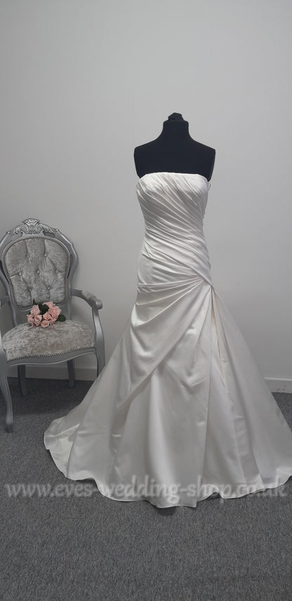 Anna Lizh satin wedding dress UK 14