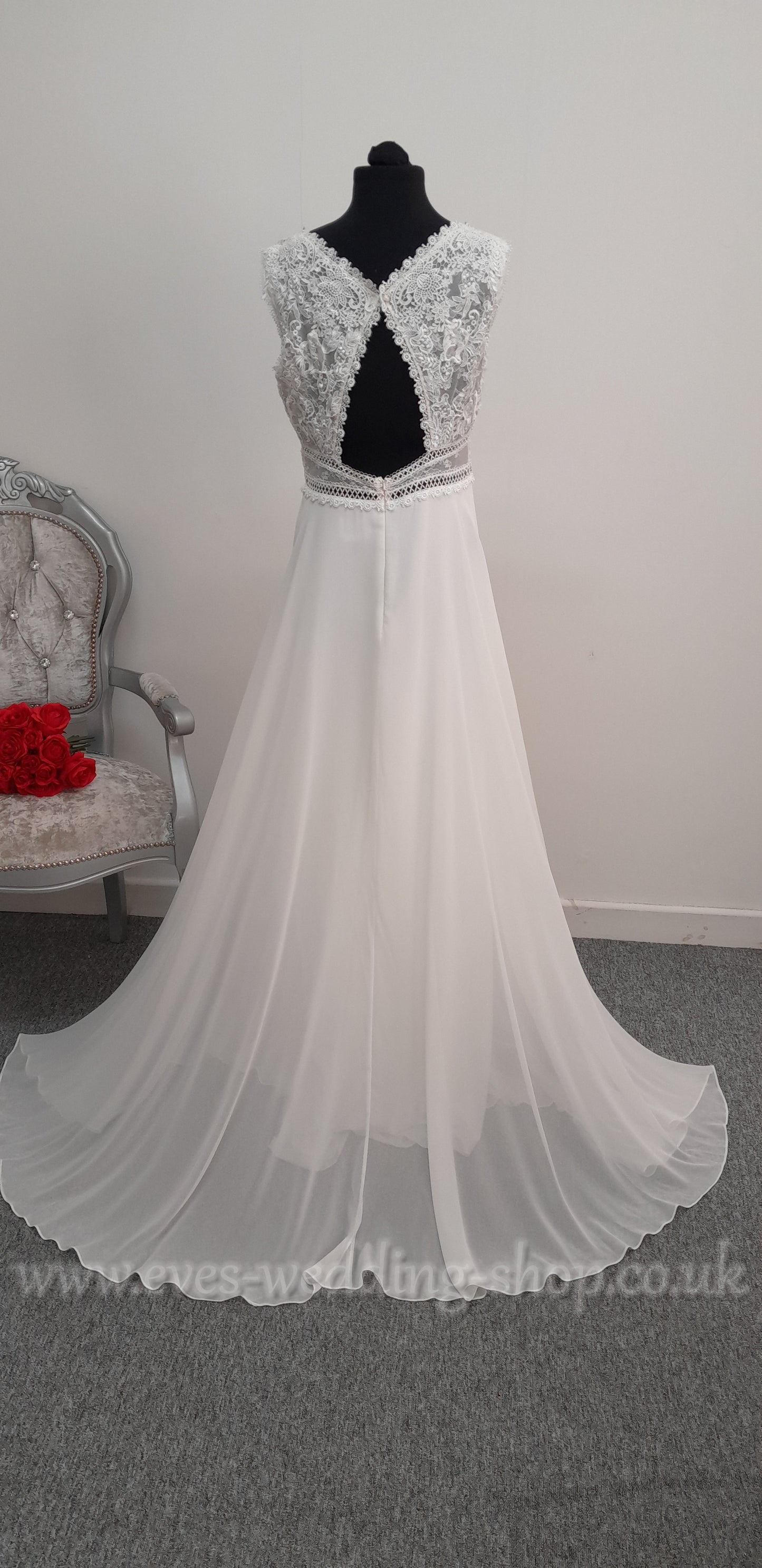 Kelsey Rose ivory wedding dress UK 12